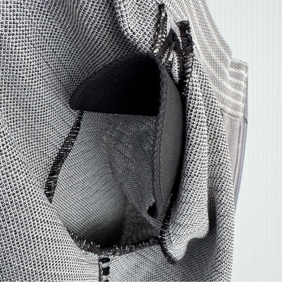 Ming Wang Black and Gray Striped cardigan Sweater w/ matching shell/tank size S - Picture 8 of 13